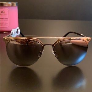 Toxttica Versace Sun